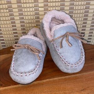 Skidders Infant Size 18 Months Moccasins Slippers Gray Faux Suede